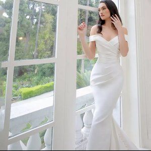 New Mermaid Off the Shoulder Wedding Dress